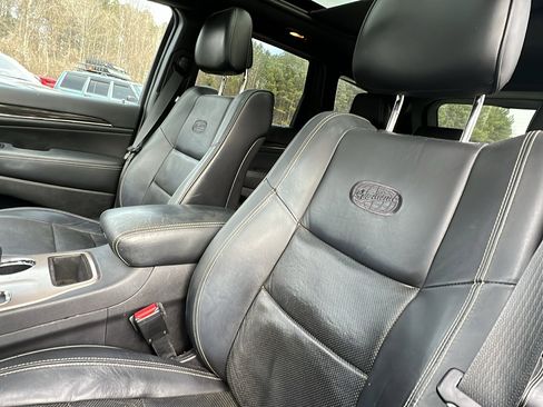 Used 2014 Jeep Grand Cherokee Overland w/ Trailer Tow Group IV image 18