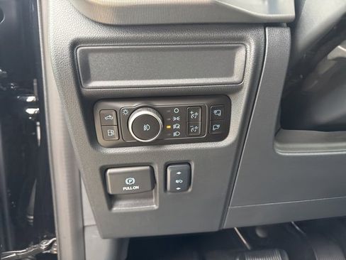 New 2025 Ford F150 Lariat w/ Equipment Group 501A Mid image 22