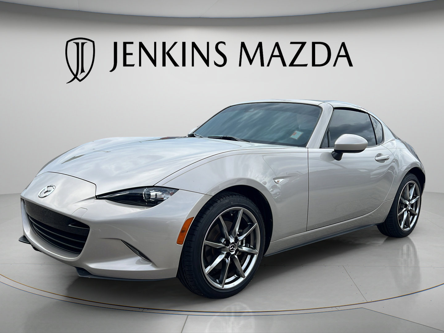 Used 2022 MAZDA MX-5 Miata RF Grand Touring w/ Weather Package RWD image 4