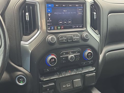 Used 2022 Chevrolet Silverado 1500 LT Trail Boss w/ Convenience Package II image 16