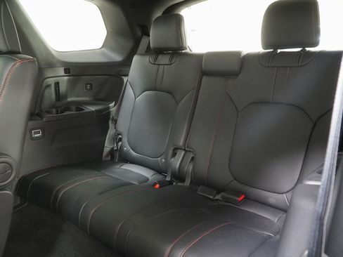 Certified 2025 Honda Pilot TrailSport image 40