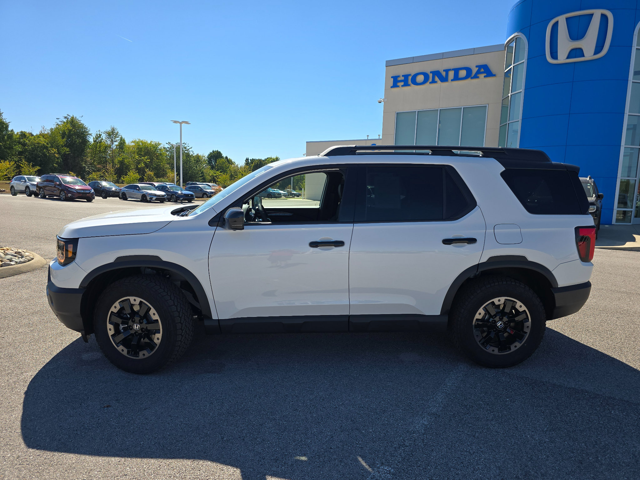 Certified 2026 Honda Passport TrailSport Elite image 8