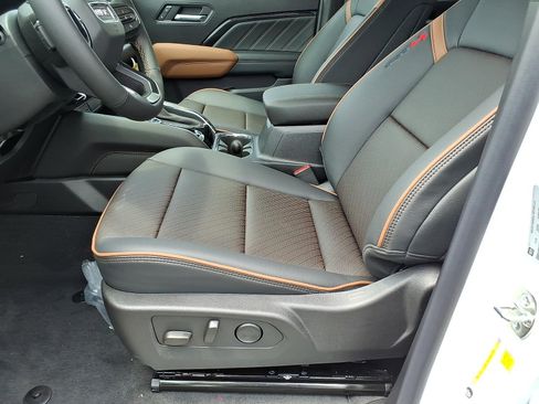 New 2026 GMC Canyon AT4 w/ Technology Plus Package AWD/4WD image 12