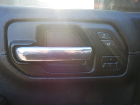 Used 2020 GMC Sierra 1500 AT4 w/ AT4 Premium Package AWD/4WD image 15