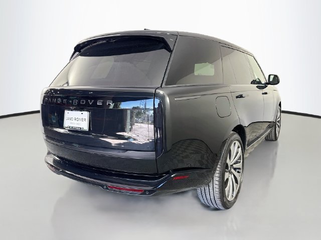 New 2027 Land Rover Range Rover Long Wheelbase Autobiography AWD/4WD image 5