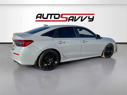 Used 2023 Honda Civic Sport image 7