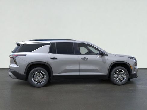New 2026 Chevrolet Traverse LT AWD/4WD image 5