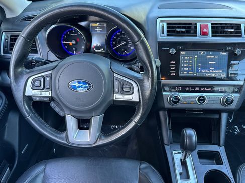 Used 2015 Subaru Outback 3.6R Limited image 27