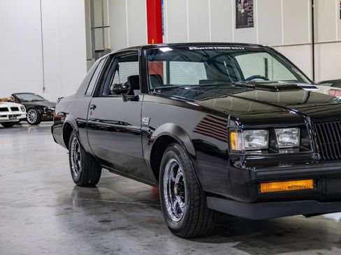 Used 1987 Buick Regal Coupe RWD image 31