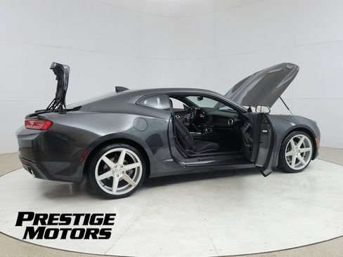 Used 2016 Chevrolet Camaro LT RWD image 12