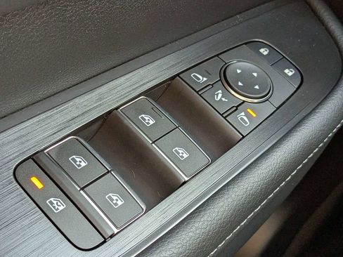 New 2026 Nissan Armada SL w/ Captain's Chari Seat Package RWD image 27