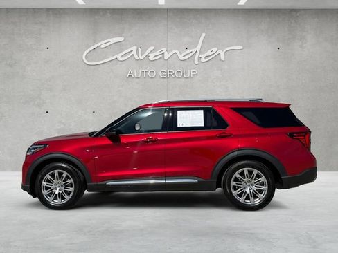 Used 2025 Ford Explorer Platinum image 13