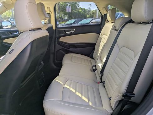 Used 2023 Ford Edge SEL w/ Convenience Package image 13