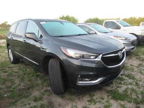 Used 2019 Buick Enclave Essence FWD image 1
