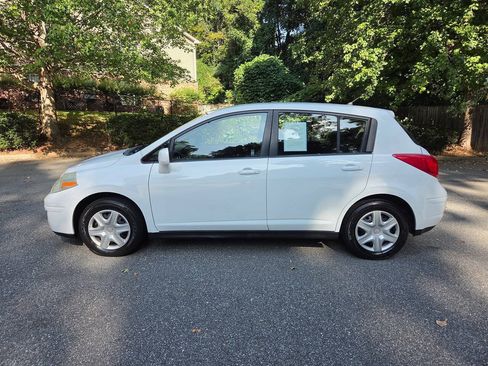 Used 2007 Nissan Versa 1.8 S w/ PWR Pkg FWD image 2