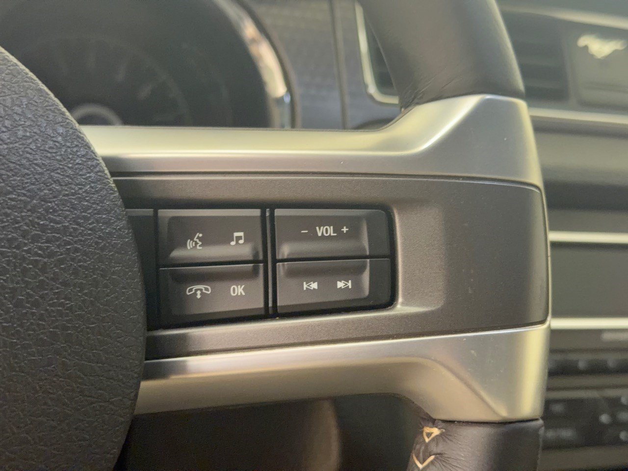 Used 2014 Ford Mustang Premium w/ Equipment Group 202A RWD image 19