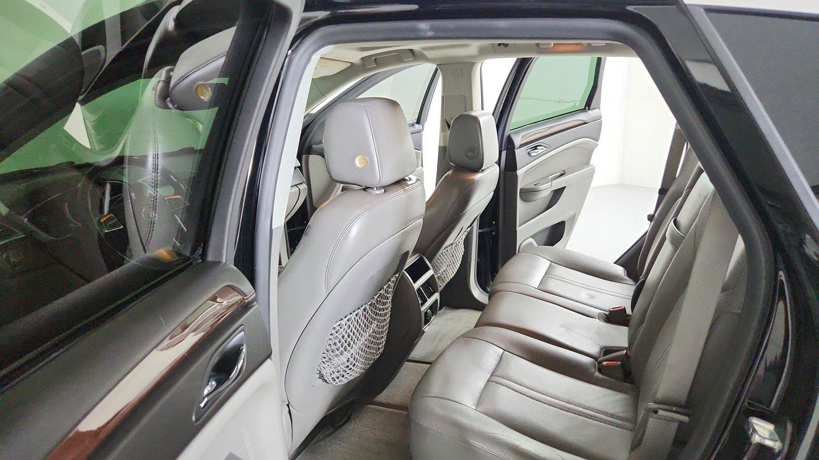 Used 2011 Cadillac SRX Luxury FWD image 23