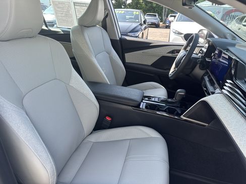 Used 2026 Toyota Camry XLE w/ Premium Plus Package FWD image 13