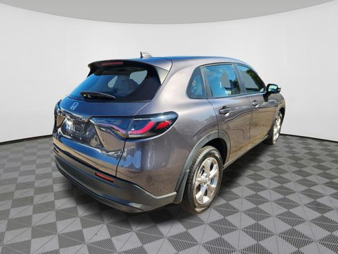 Certified 2024 Honda HR-V LX image 4