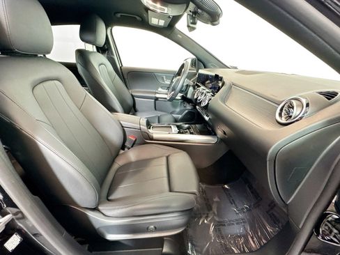 Certified 2025 Mercedes-Benz GLA 250 image 26