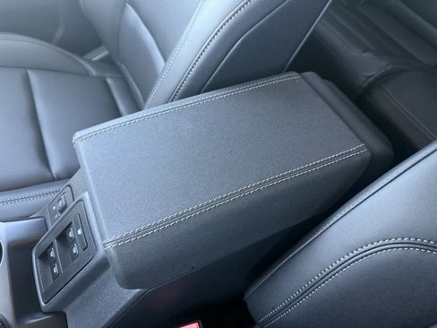 New 2025 Ford Bronco Badlands image 49