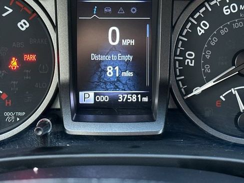 Used 2023 Toyota Tacoma TRD Off-Road image 26