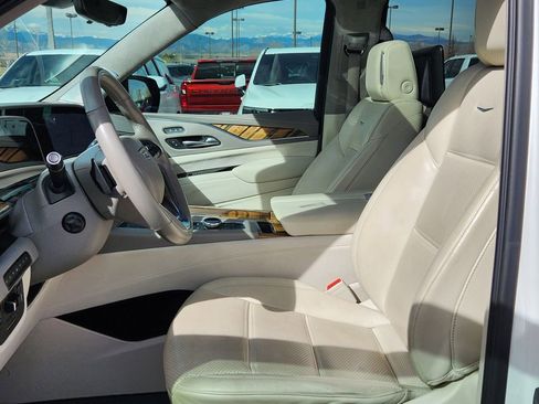 Used 2021 Cadillac Escalade Sport Platinum AWD/4WD image 8