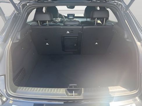 Used 2020 Mercedes-Benz GLA 250 4MATIC w/ Premium Package image 28