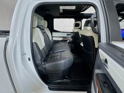 Used 2024 Toyota Tundra Capstone AWD/4WD image 27
