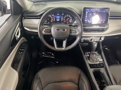 Used 2022 Jeep Compass Limited image 20