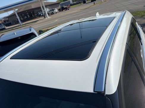 Used 2021 Toyota Highlander Platinum image 8