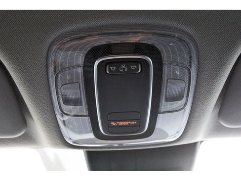 Used 2025 Hyundai Elantra Hybrid FWD image 23