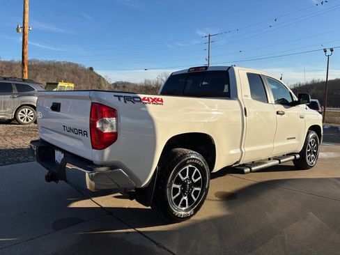 Used 2016 Toyota Tundra SR image 4