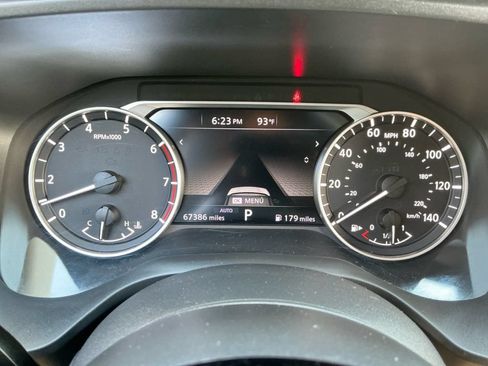 Used 2023 Nissan Rogue SV AWD/4WD image 29