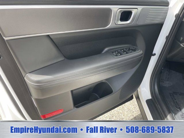 Used 2026 Hyundai Santa Fe SEL AWD/4WD image 16