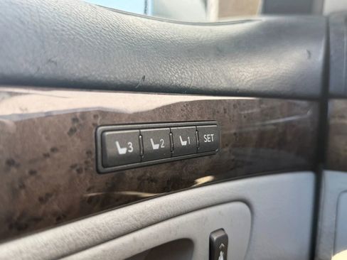 Used 2007 Lexus LS 460 image 12