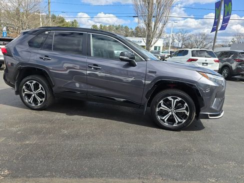 Used 2023 Toyota RAV4 XSE w/ Weather Package AWD/4WD image 8