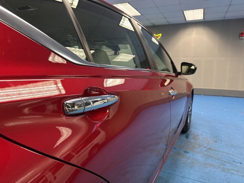 Used 2025 Nissan Altima 2.5 SV image 6