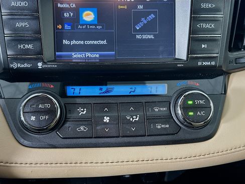 Used 2017 Toyota RAV4 XLE w/ Plus Special Value Package FWD image 22