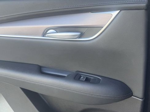 Used 2023 Cadillac XT5 Luxury image 19