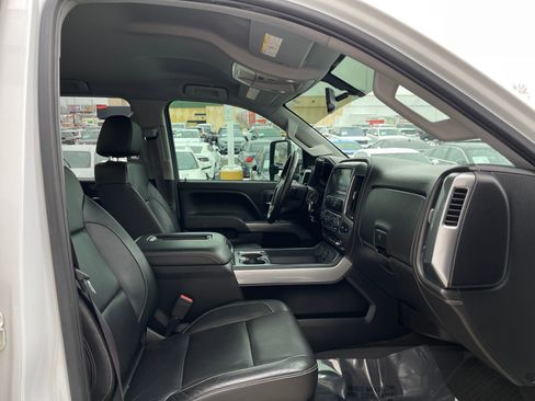 Used 2017 Chevrolet Silverado 2500 LTZ w/ Vortec Plus Package image 31