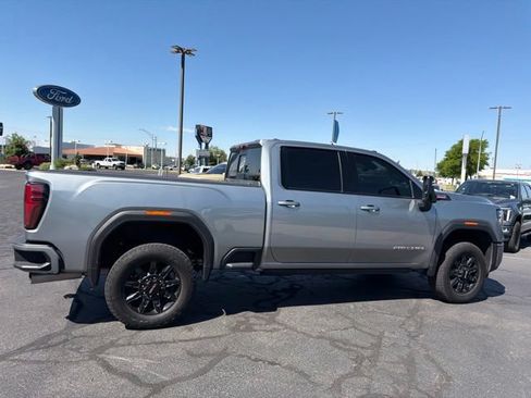 Used 2024 GMC Sierra 3500 AT4 w/ AT4 Premium Plus Package AWD/4WD image 5