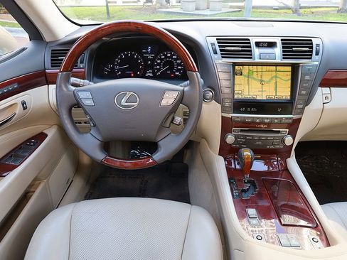 Used 2010 Lexus LS 460 w/ Luxury Value Edition image 39