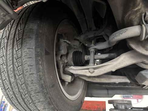 Used 2015 Chevrolet Tahoe LTZ image 18