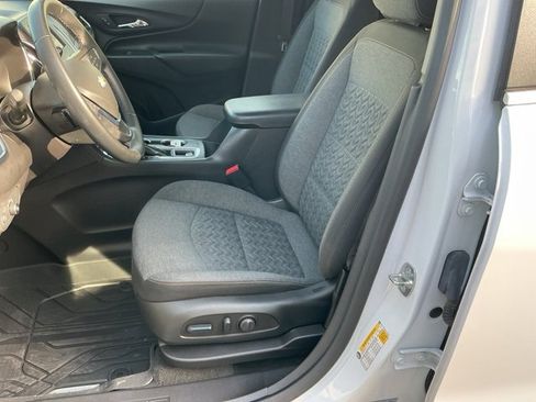 Used 2024 Chevrolet Equinox LT image 14