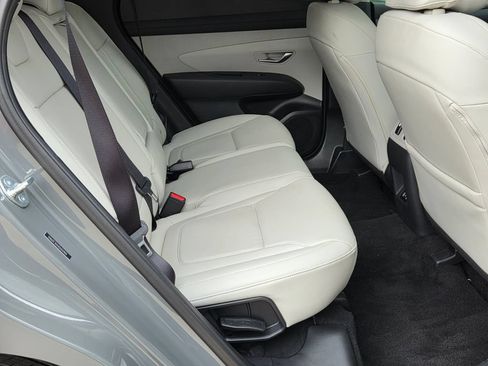 Used 2025 Hyundai Tucson SEL FWD image 17