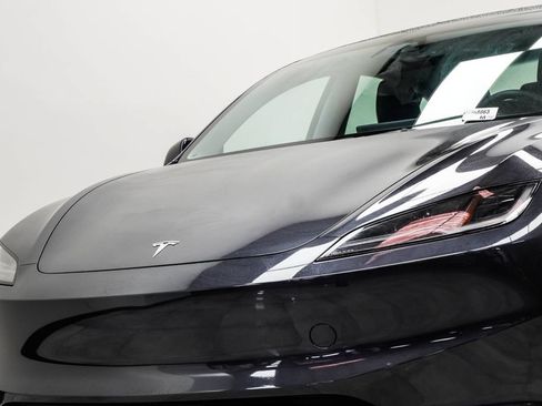 Used 2024 Tesla Model 3 Standard Range RWD image 2