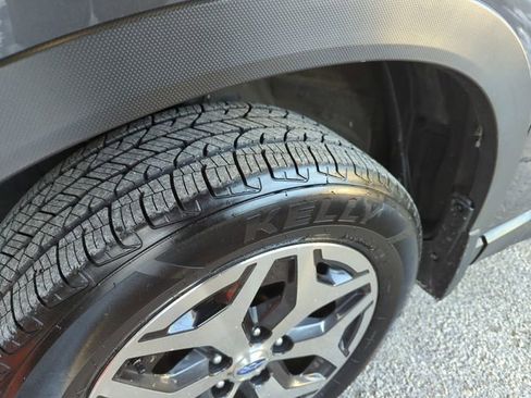 Used 2023 Subaru Forester Premium image 33