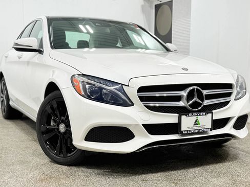 Used 2017 Mercedes-Benz C 300 4MATIC Sedan image 3