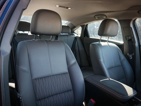 Used 2018 Chevrolet Impala LS image 32